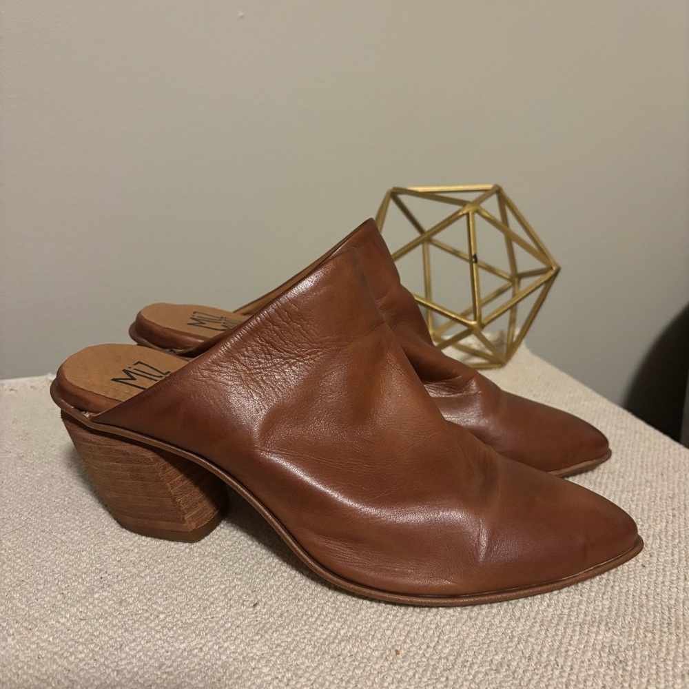 Size 38/8 Miz Mooz New York City Amalia brown Leather Mules